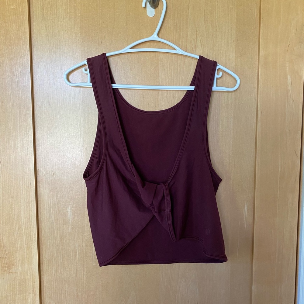 Lululemon tank